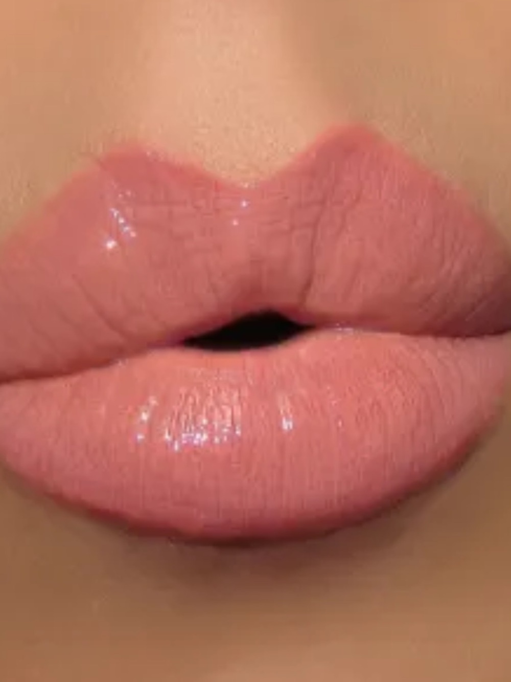 ❤️💕Bareminerals Fancy Gen Nude Buttercream Lip Gloss